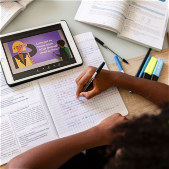 iTalk Aula Interativa  + Tutoria + IA Teacher